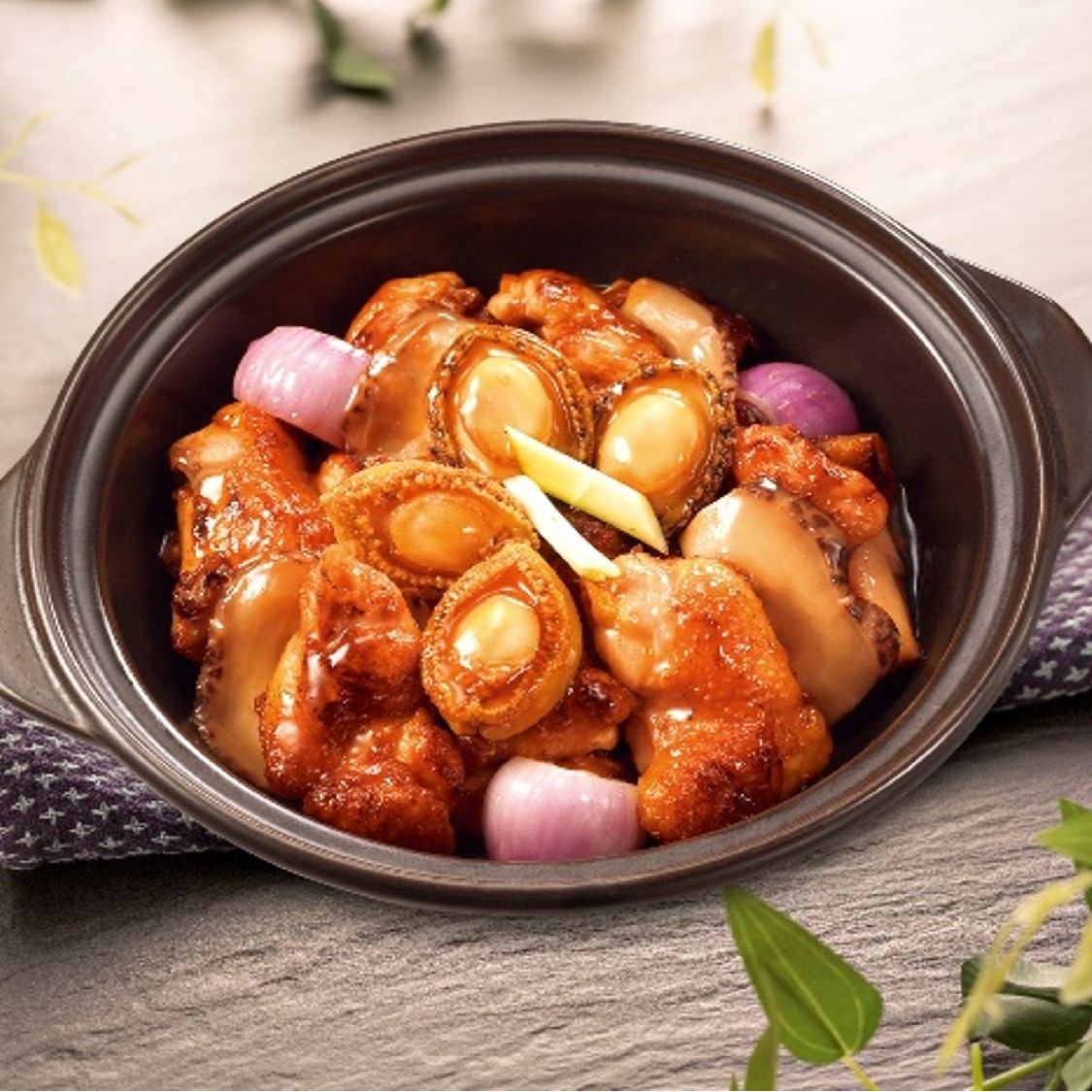 30% off Braised Abalone with Chicken in Claypot