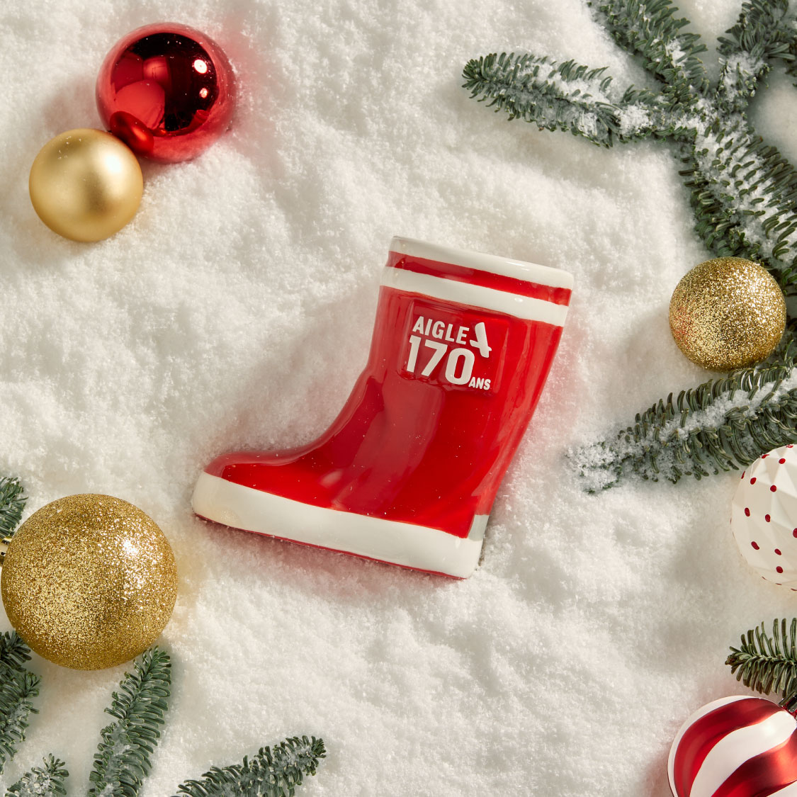 Holiday Edition Scented Candle @AIGLE