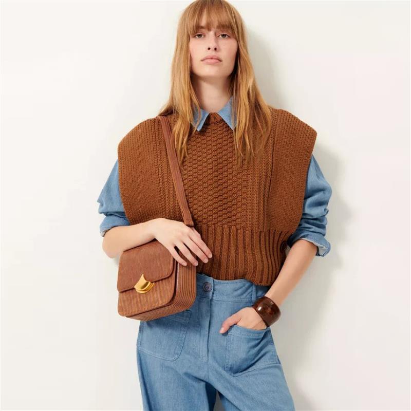 The recognizable French fashion brand - Sessun @ kapok